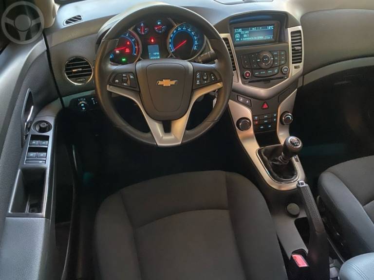 CHEVROLET - CRUZE 1.8 LT SPORT6 16V FLEX 4P MANUAL - 2014/2014 - VERMELHA - R$ 59.900,00