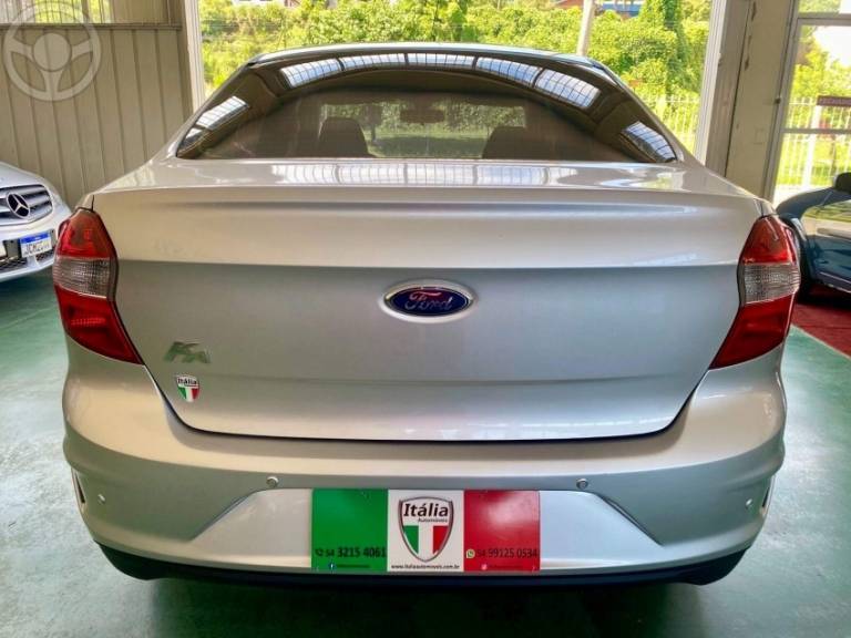 FORD - KA 1.5 SE SEDAN 12V FLEX 4P MANUAL - 2018/2019 - PRATA - R$ 52.900,00