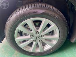 HONDA - CIVIC 1.8 LXS 16V FLEX 4P AUTOMÁTICO - 2012/2013 - PRETA - R$ 64.900,00