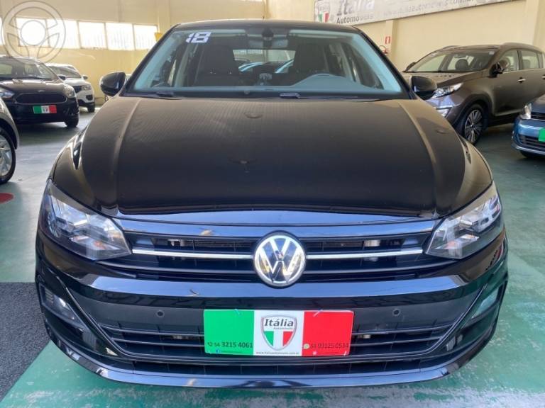 VOLKSWAGEN - POLO 1.0 200 TSI COMFORTLINE AUTOMÁTICO - 2017/2018 - PRETA - R$ 72.900,00