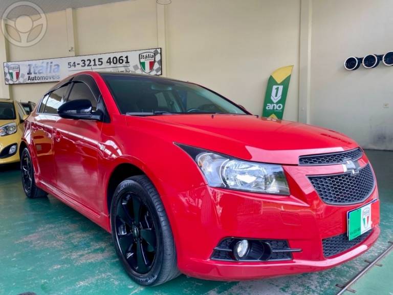 CHEVROLET - CRUZE 1.8 LT SPORT6 16V FLEX 4P MANUAL - 2014/2014 - VERMELHA - R$ 59.900,00