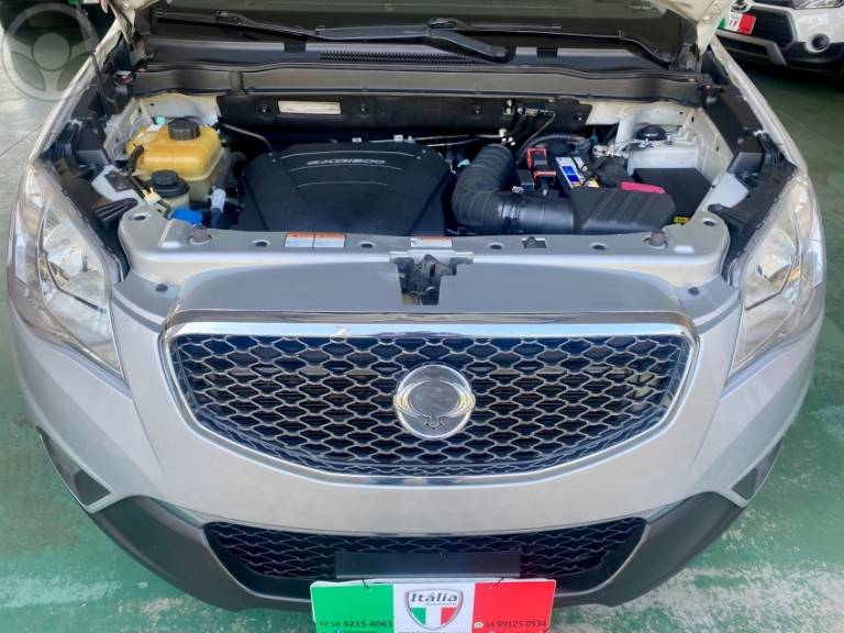 SSANGYONG - KORANDO 2.0 GL 4X4 16V TURBO DIESEL 4P AUTOMÁTICO - 2011/2012 - PRATA - R$ 51.900,00