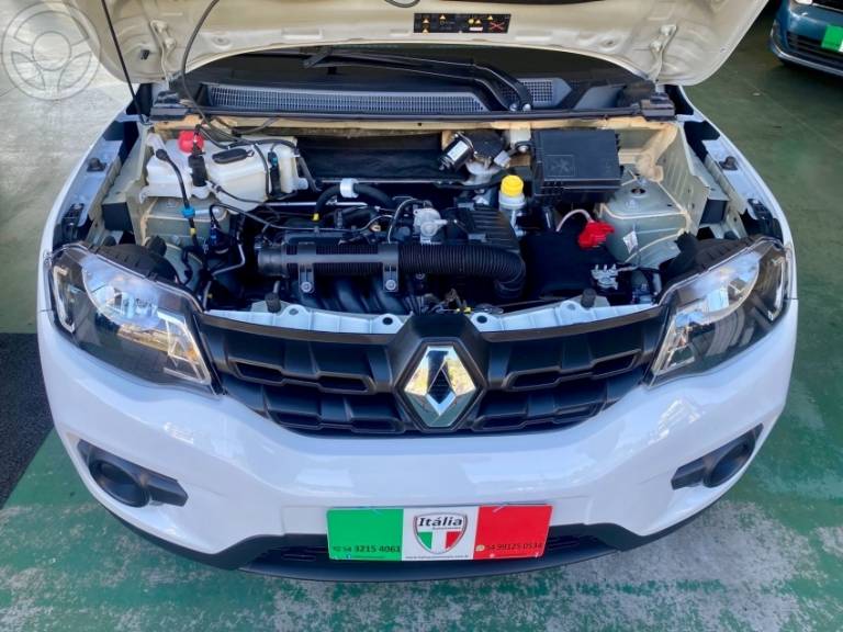 RENAULT - KWID 1.0 12V SCE FLEX ZEN MANUAL - 2020/2021 - BRANCA - R$ 44.900,00