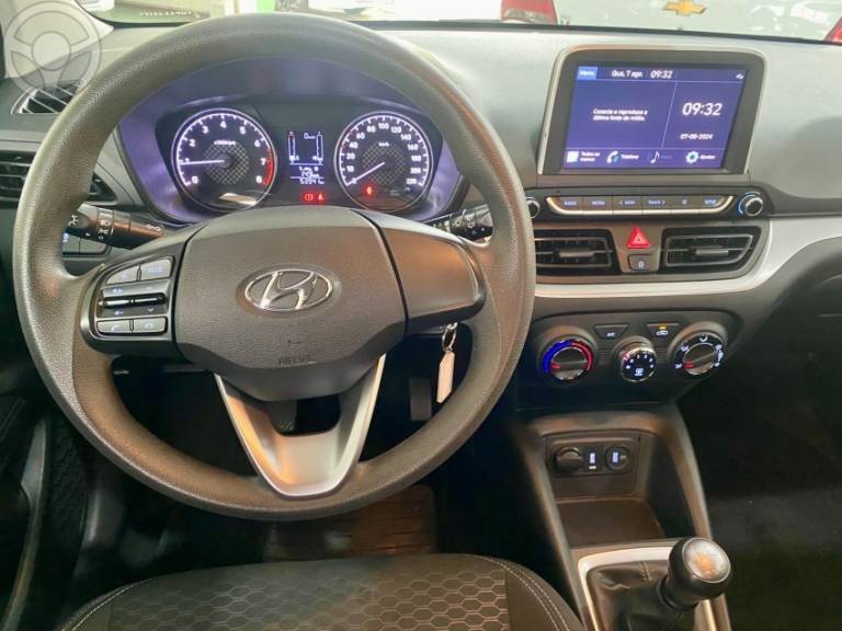 HYUNDAI - HB20 1.0 EVOLUTION 12V FLEX 4P MANUAL - 2022/2022 - PRATA - R$ 66.900,00