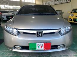 HONDA - CIVIC 1.8 LXS 16V 4P AUTOMÁTICO - 2007/2007 - DOURADA - R$ 44.900,00