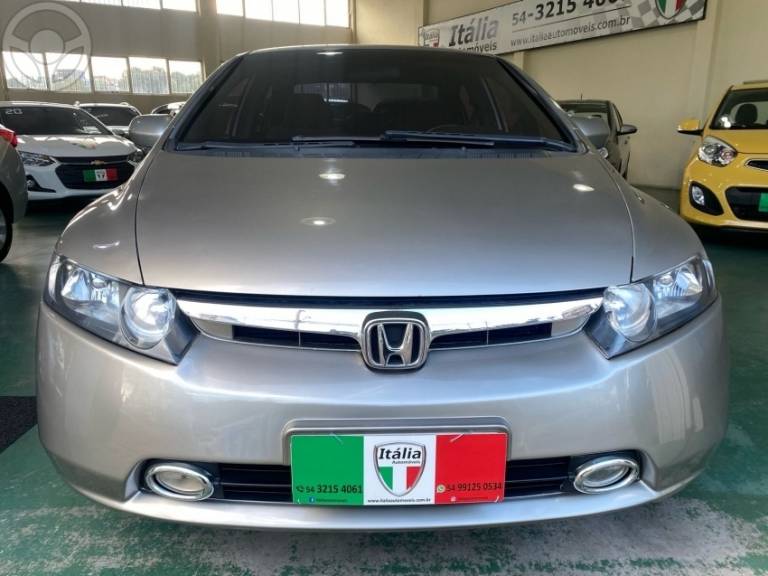 HONDA - CIVIC 1.8 LXS 16V 4P AUTOMÁTICO - 2007/2007 - DOURADA - R$ 44.900,00