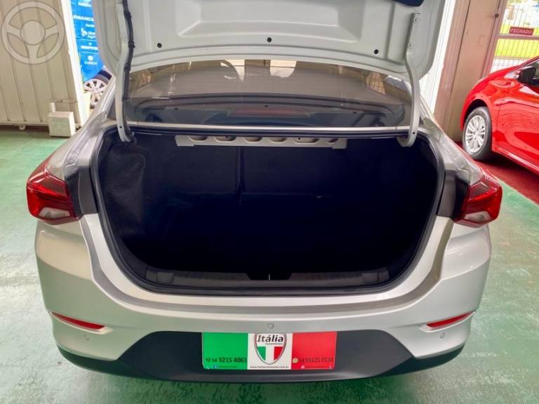 CHEVROLET - ONIX 1.0 LTZ 12V TURBO FLEX 4P MANUAL - 2020/2020 - PRATA - R$ 69.900,00