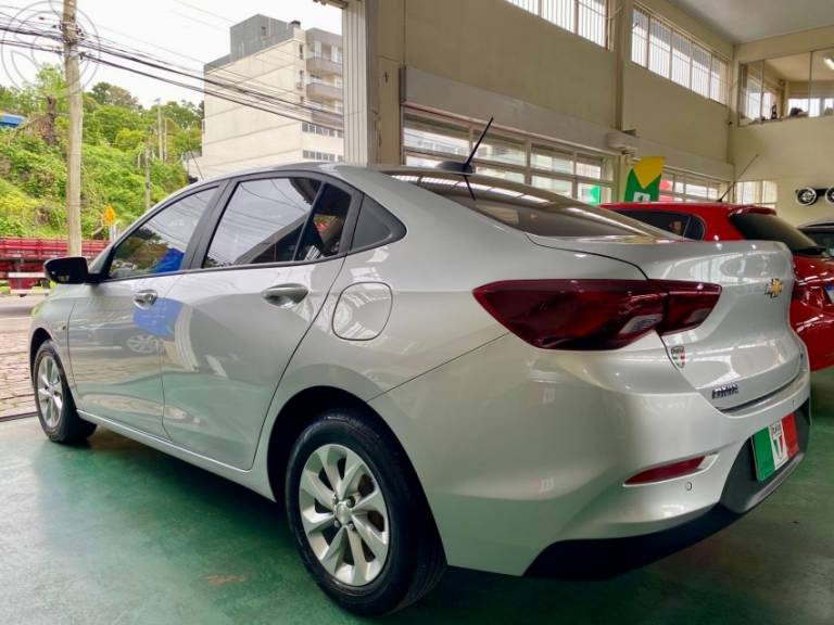 CHEVROLET - ONIX 1.0 LTZ 12V TURBO FLEX 4P MANUAL - 2020/2020 - PRATA - R$ 69.900,00
