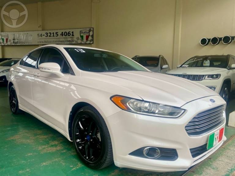 FORD - FUSION 2.5 16V FLEX 4P AUTOMÁTICO - 2013/2013 - BRANCA - R$ 67.900,00
