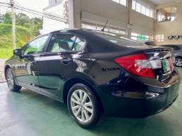 HONDA - CIVIC 1.8 LXS 16V FLEX 4P AUTOMÁTICO - 2012/2013 - PRETA - R$ 64.900,00
