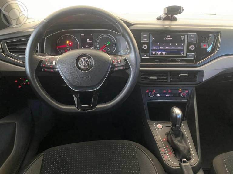 VOLKSWAGEN - POLO 1.0 200 TSI COMFORTLINE AUTOMÁTICO - 2017/2018 - PRETA - R$ 72.900,00