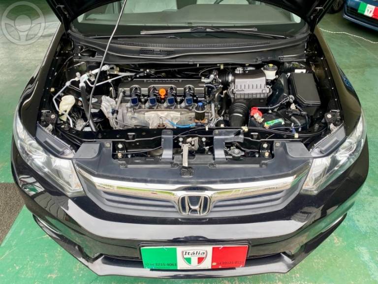 HONDA - CIVIC 1.8 LXS 16V FLEX 4P AUTOMÁTICO - 2012/2013 - PRETA - R$ 64.900,00