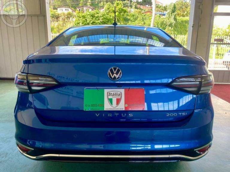 VOLKSWAGEN - VIRTUS 1.0 200 TSI HIGHLINE AUTOMÁTICO - 2023/2024 - AZUL - R$ 119.900,00