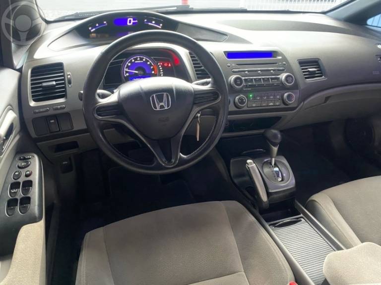 HONDA - CIVIC 1.8 LXS 16V 4P AUTOMÁTICO - 2007/2007 - DOURADA - R$ 44.900,00