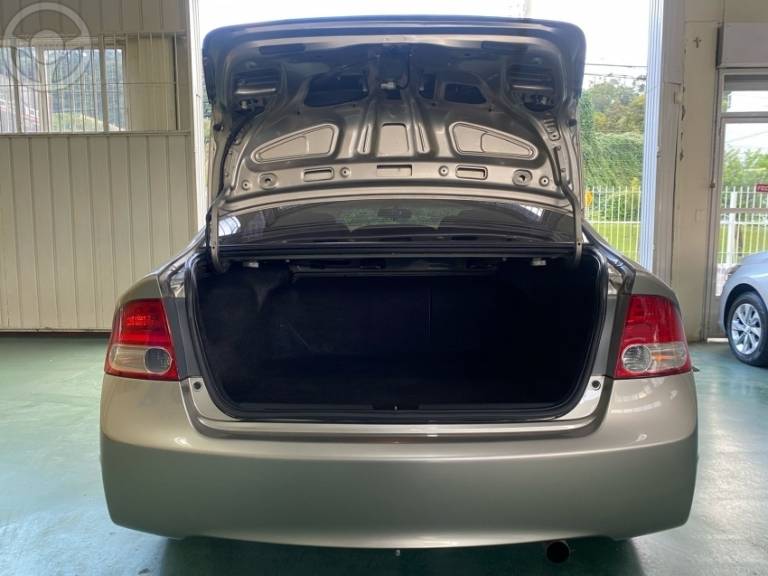HONDA - CIVIC 1.8 LXS 16V 4P AUTOMÁTICO - 2007/2007 - DOURADA - R$ 44.900,00