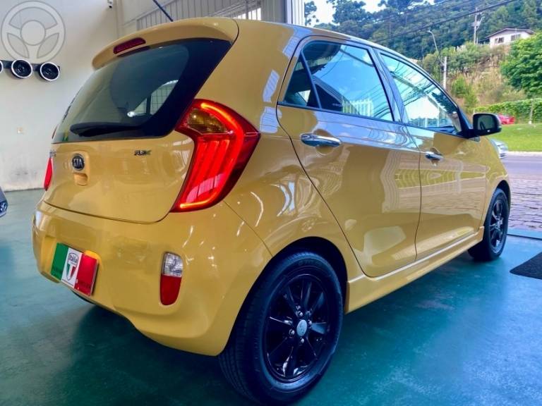 KIA MOTORS - PICANTO 1.0 EX 12V FLEX 4P AUTOMÁTICO - 2012/2012 - AMARELA - R$ 43.900,00