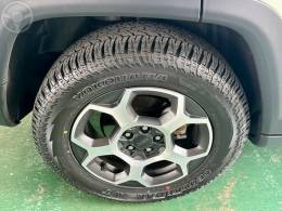 JEEP - COMPASS 2.0 TRAILHAWK TD350 TURBO DIESEL 4X4 4P AUTOMÁTICO - 2021/2022 - BRANCA - R$ 179.900,00