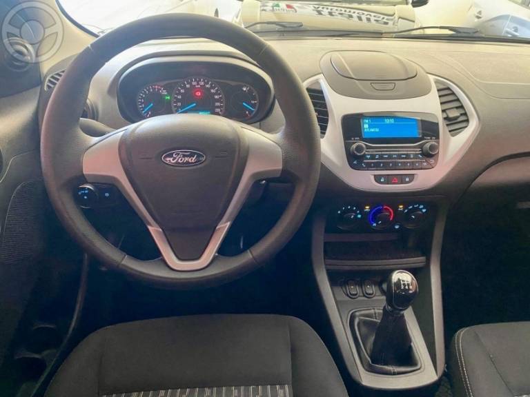 FORD - KA 1.5 SE SEDAN 12V FLEX 4P MANUAL - 2018/2019 - PRATA - R$ 52.900,00
