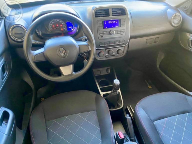 RENAULT - KWID 1.0 12V SCE FLEX ZEN MANUAL - 2020/2021 - BRANCA - R$ 44.900,00