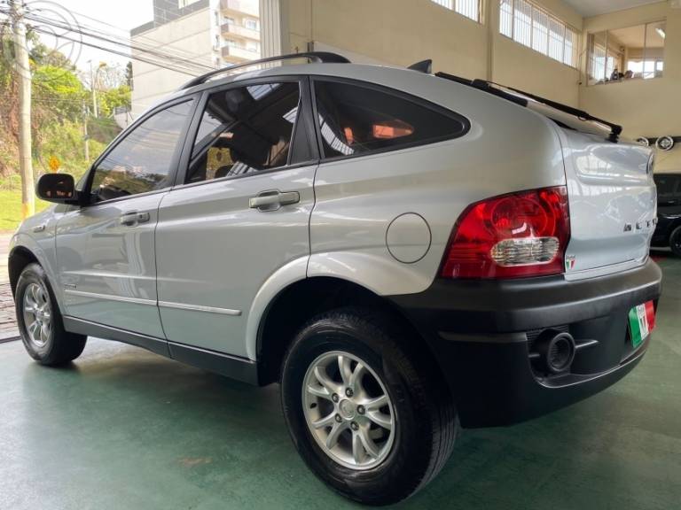 SSANGYONG - ACTYON 2.3 GL 4X2 16V 150CV 4P AUTOMÁTICO - 2010/2011 - PRATA - R$ 34.900,00