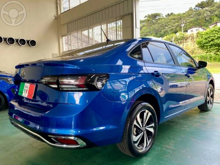 VOLKSWAGEN - VIRTUS 1.0 200 TSI COMFORTLINE AUTOMÁTICO - 2023/2023 - AZUL - R$ 109.900,00