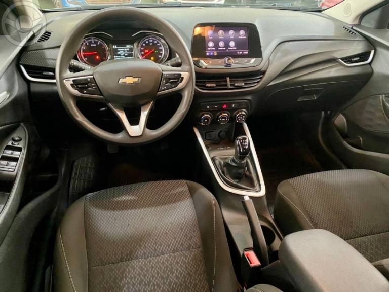 CHEVROLET - ONIX 1.0 LTZ 12V TURBO FLEX 4P MANUAL - 2020/2020 - PRATA - R$ 69.900,00