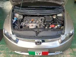 HONDA - CIVIC 1.8 LXS 16V 4P AUTOMÁTICO - 2007/2007 - DOURADA - R$ 44.900,00