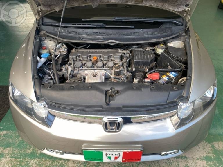 HONDA - CIVIC 1.8 LXS 16V 4P AUTOMÁTICO - 2007/2007 - DOURADA - R$ 44.900,00