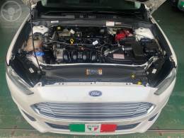 FORD - FUSION 2.5 16V FLEX 4P AUTOMÁTICO - 2013/2013 - BRANCA - R$ 67.900,00