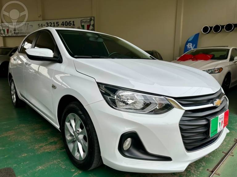 CHEVROLET - ONIX 1.0 LT 12V TURBO FLEX 4P AUTOMÁTICO - 2020/2020 - BRANCA - R$ 74.900,00